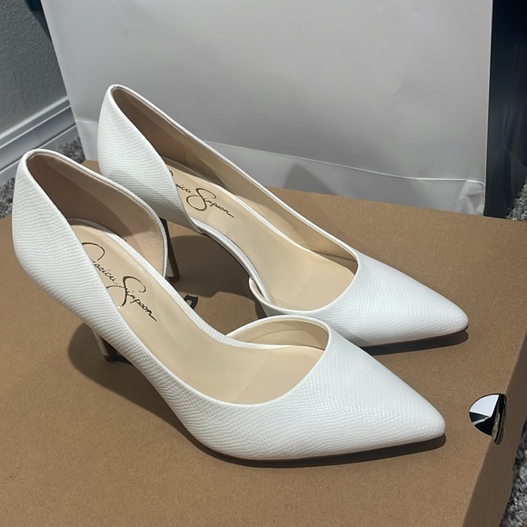 White heels. Jessica Simpson brand. Worn one time! 👠👠 - Picture 4 of 5